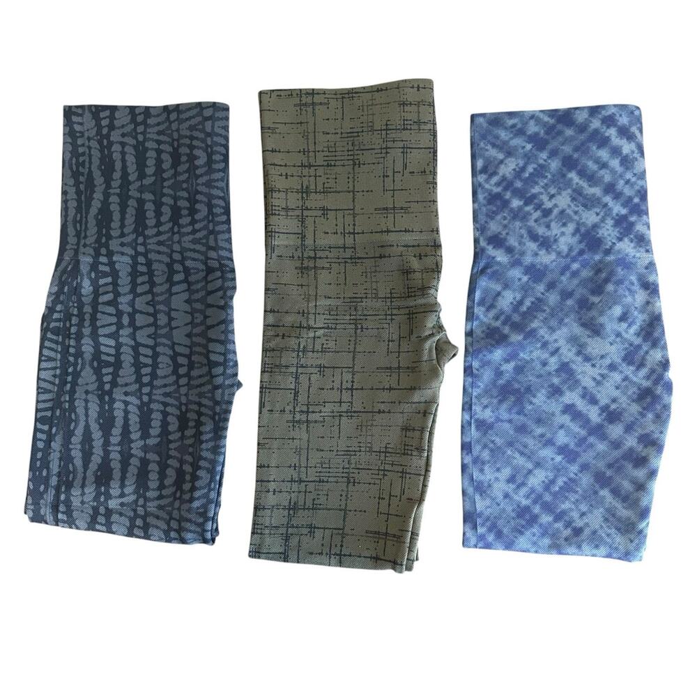 Spanx Look At Me Now Seamless Leggings Size Medium Green Blue Gray Lot of 3